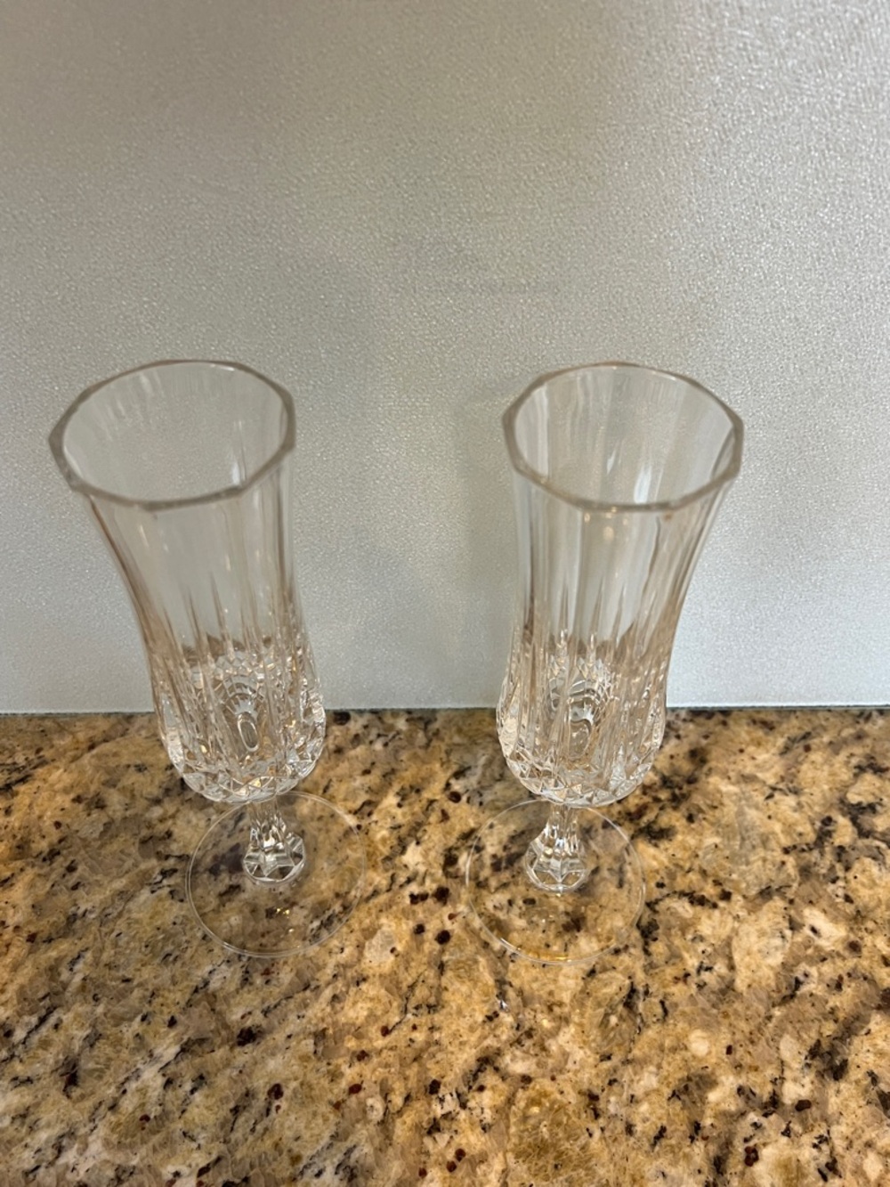 2 St. George Fluted Champagne Glasses - Picture 5 of 5